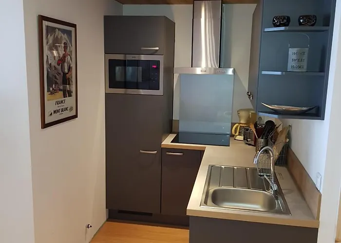 Modern With View On The Aiguille Du Midi